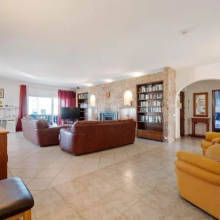 Sea Breeze ヴィラ カルヴォエイロ